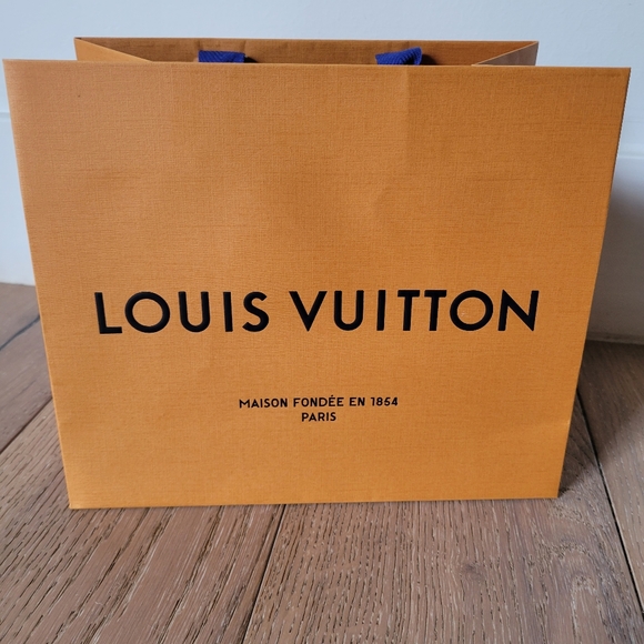 💯 AUTHENTIC ✨️ Louis Vuitton Empty MINI Gift Boxes and Ribbon Set 🎁 - Picture 7 of 13